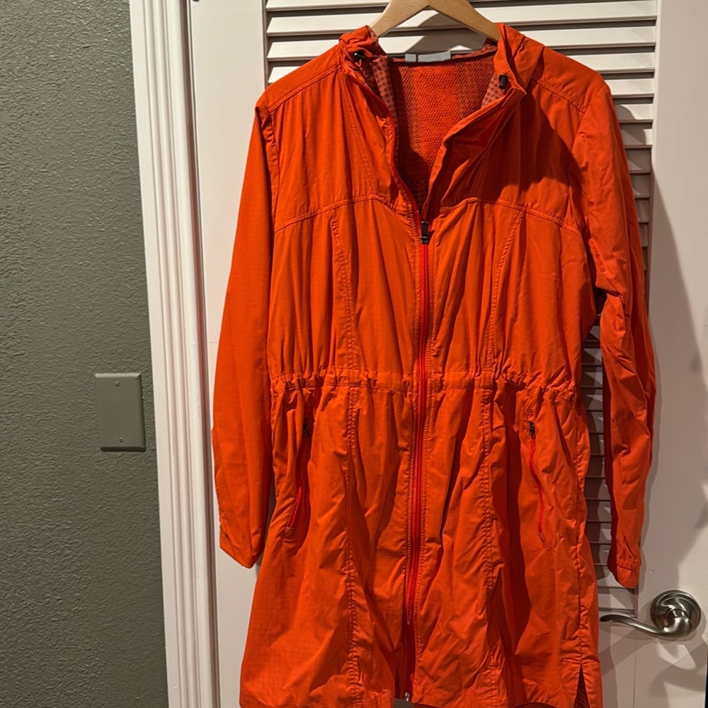 Athleta jacket with hood